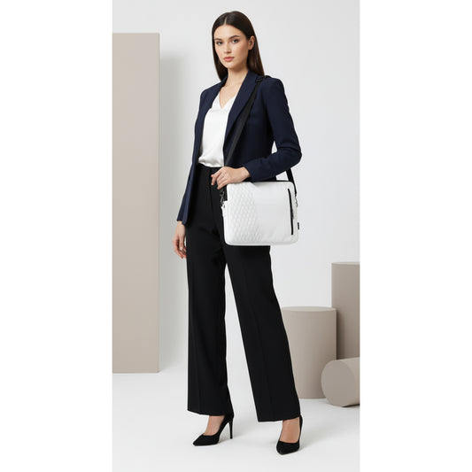 White  Edge Capitoné  Laptop Sleeve