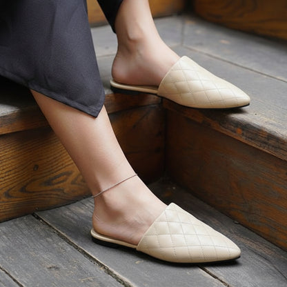 Quilted Ease Mule | Scarpella