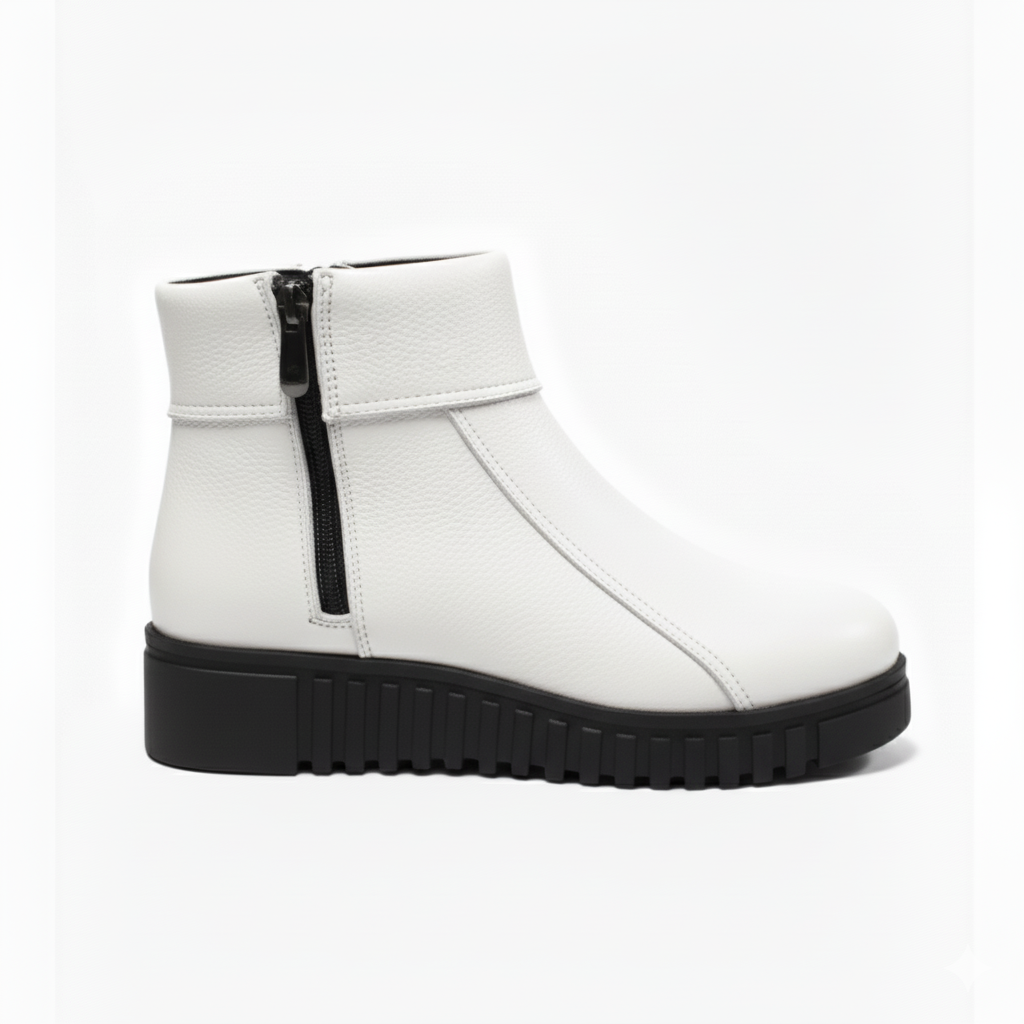 Solid Kicklyn Boot