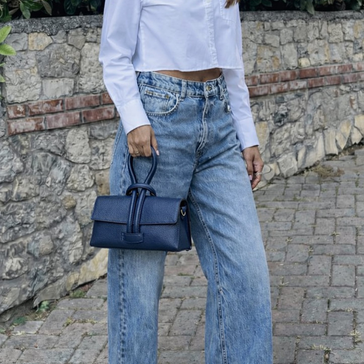 Vittoria – Knot Handle Bag