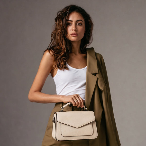 Faye – Structured Handbag