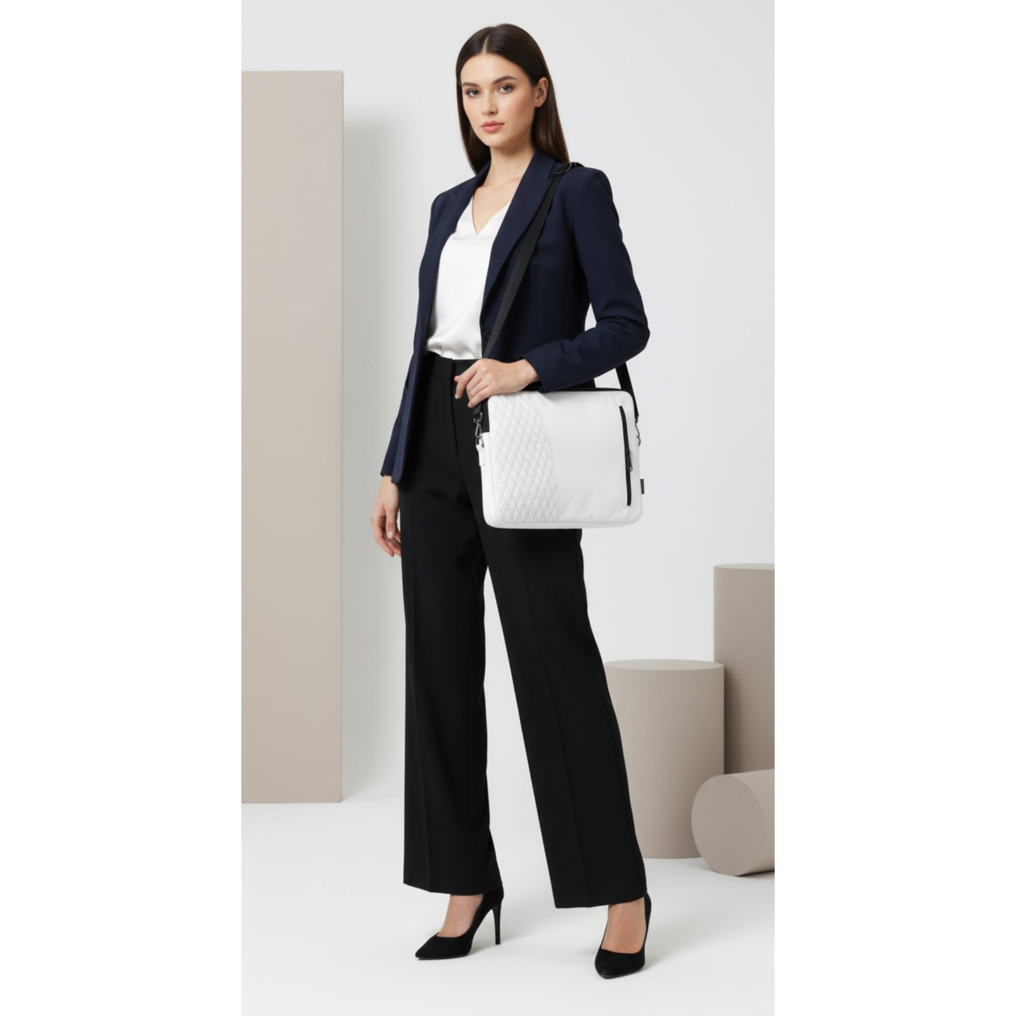 White  Edge Capitoné  Laptop Sleeve