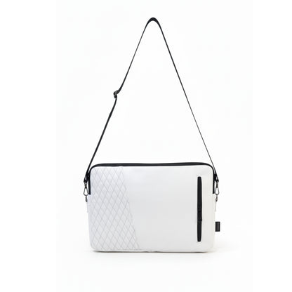 White  Edge Capitoné  Laptop Sleeve