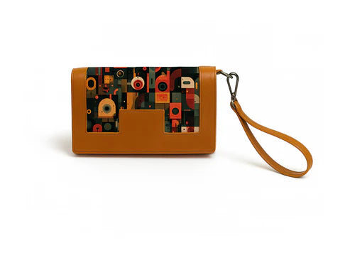 Sarrah Clutch Kora