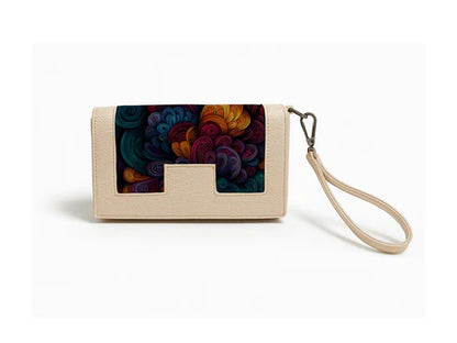 Sarrah Clutch Savanna