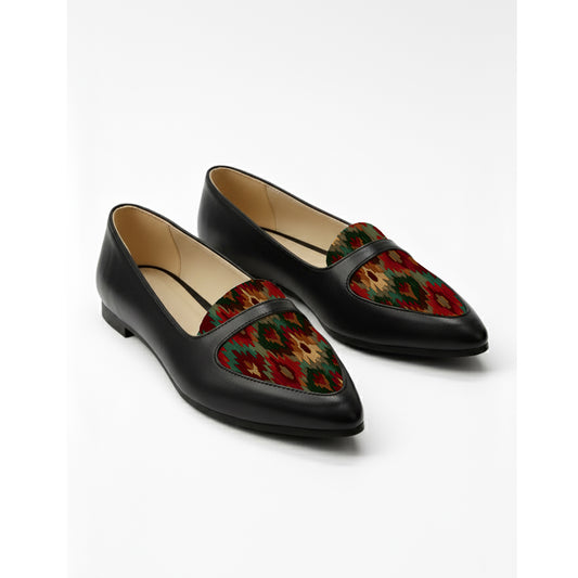 Wave Stride Flat Shoes