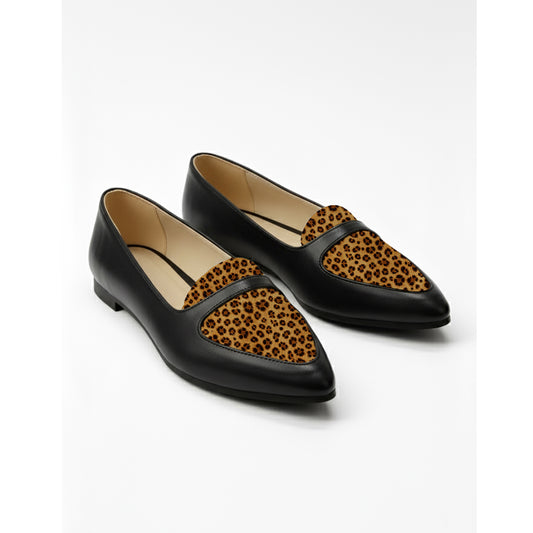 Cheetah Stride Flat Shoes