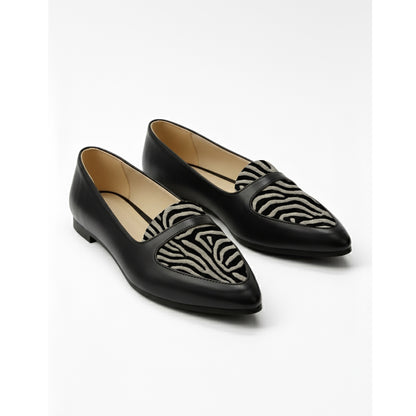 ZEBRA Stride Flat Shoes